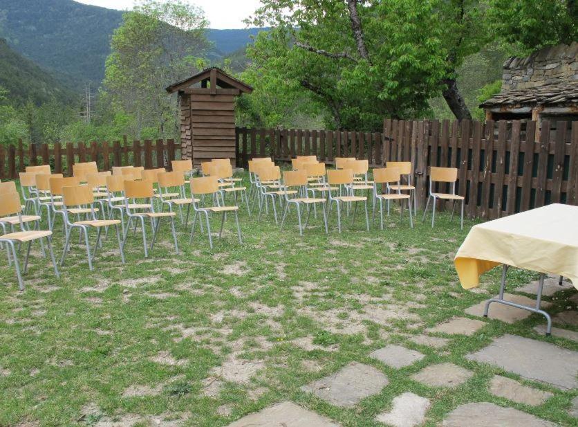 Apartamentos Turisticos Isín Dış mekan fotoğraf
